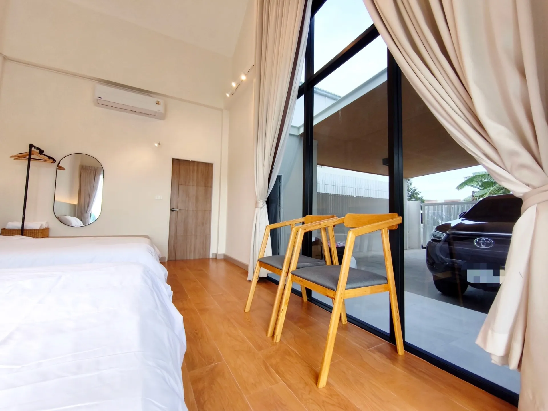 BLUE WHALE Pool Villa Pattaya