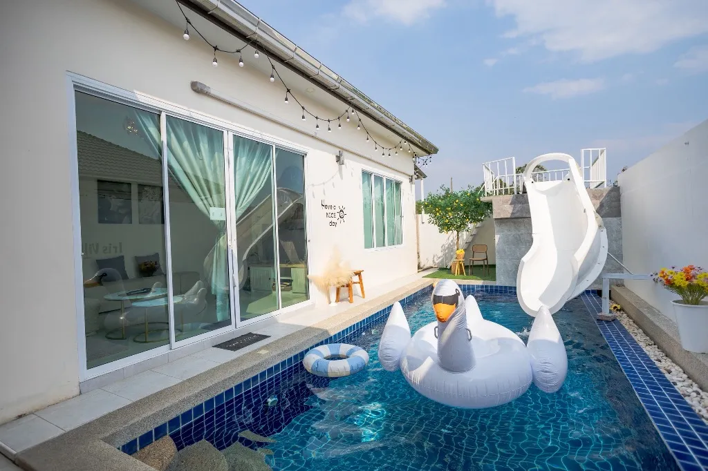 Iris Villa Pattaya