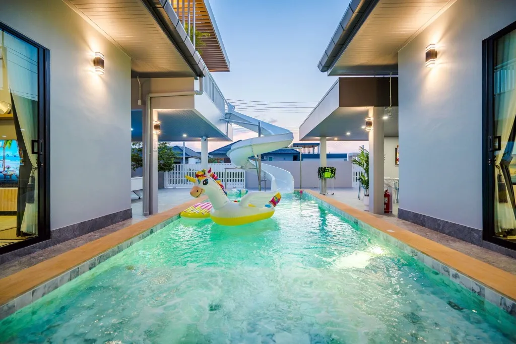 Pool & Play ชะอำ