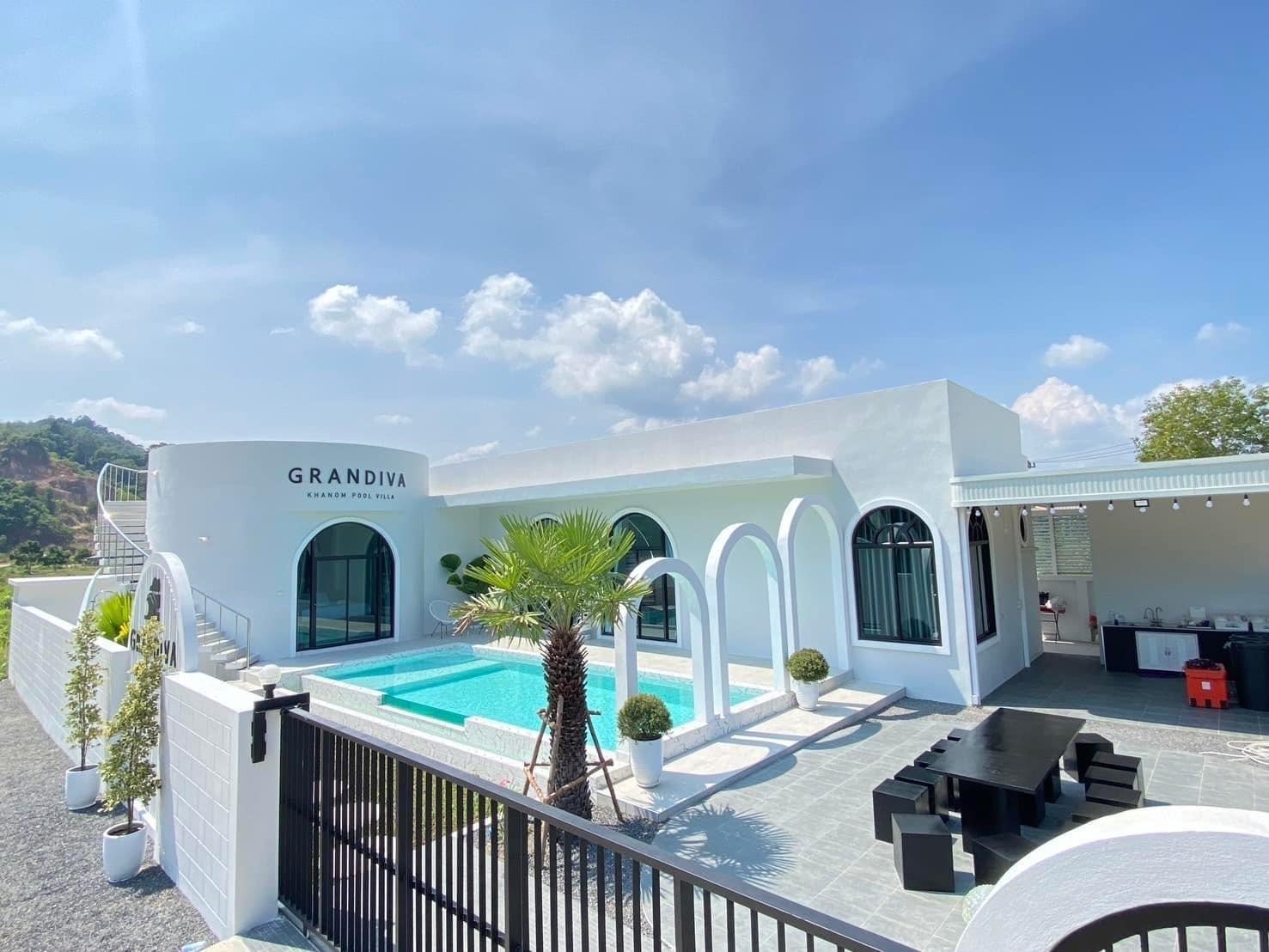 Grandiva Khanom Pool Villa