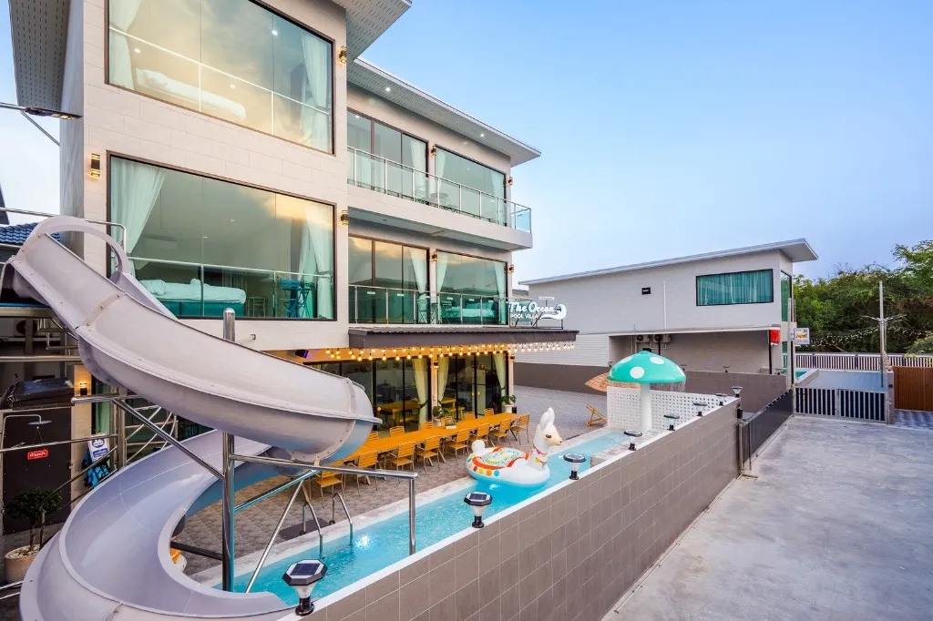 The Ocean Pool Villa