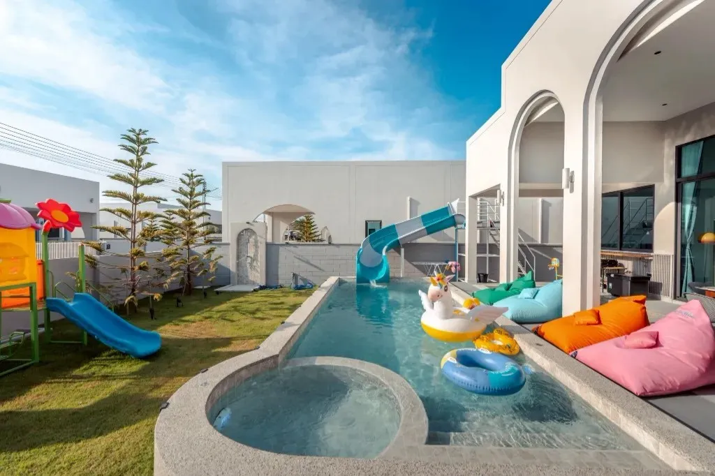 Babyblue Poolvilla