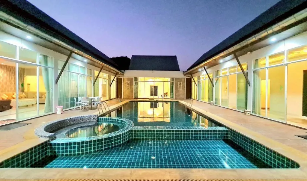 Hill&Sea Pool Villa