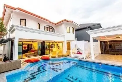 Exquisite pool Villa K