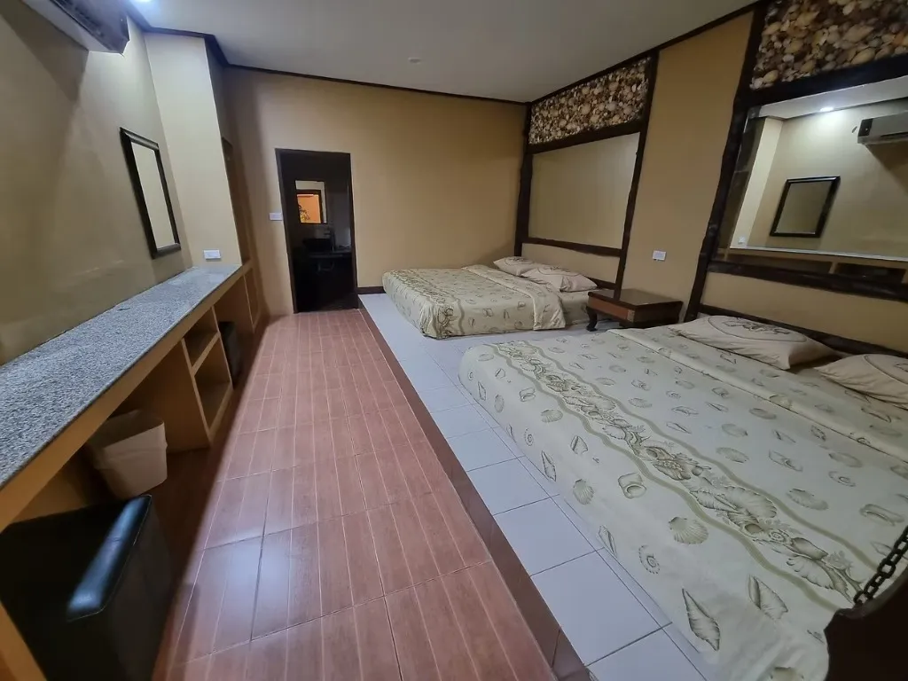 Family 3 Bedrooms H1