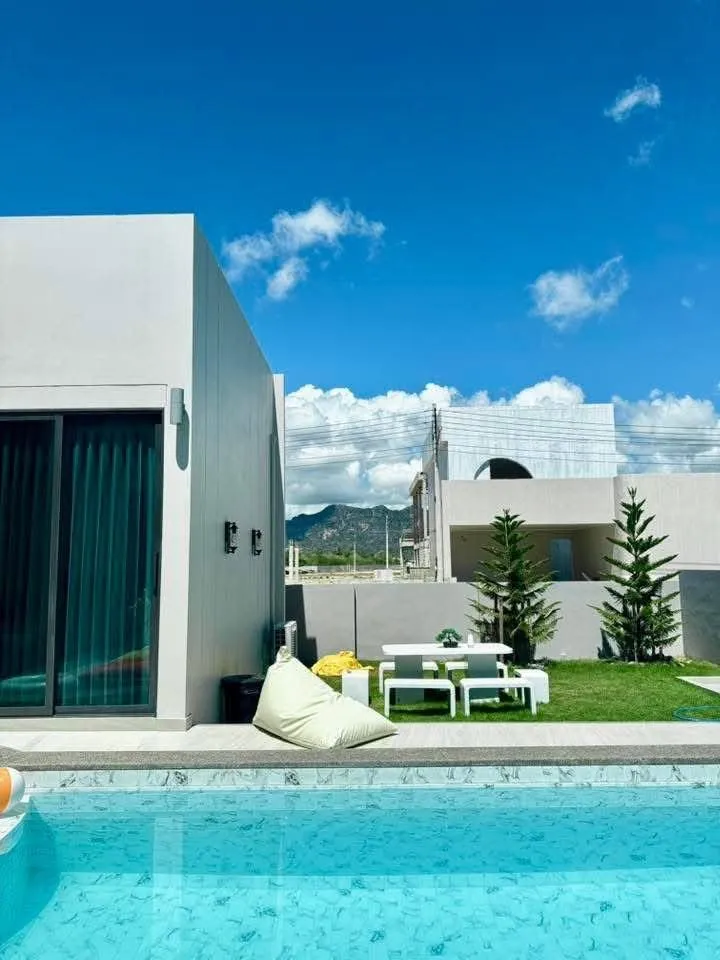 Nacha Pool Villa Cha-am