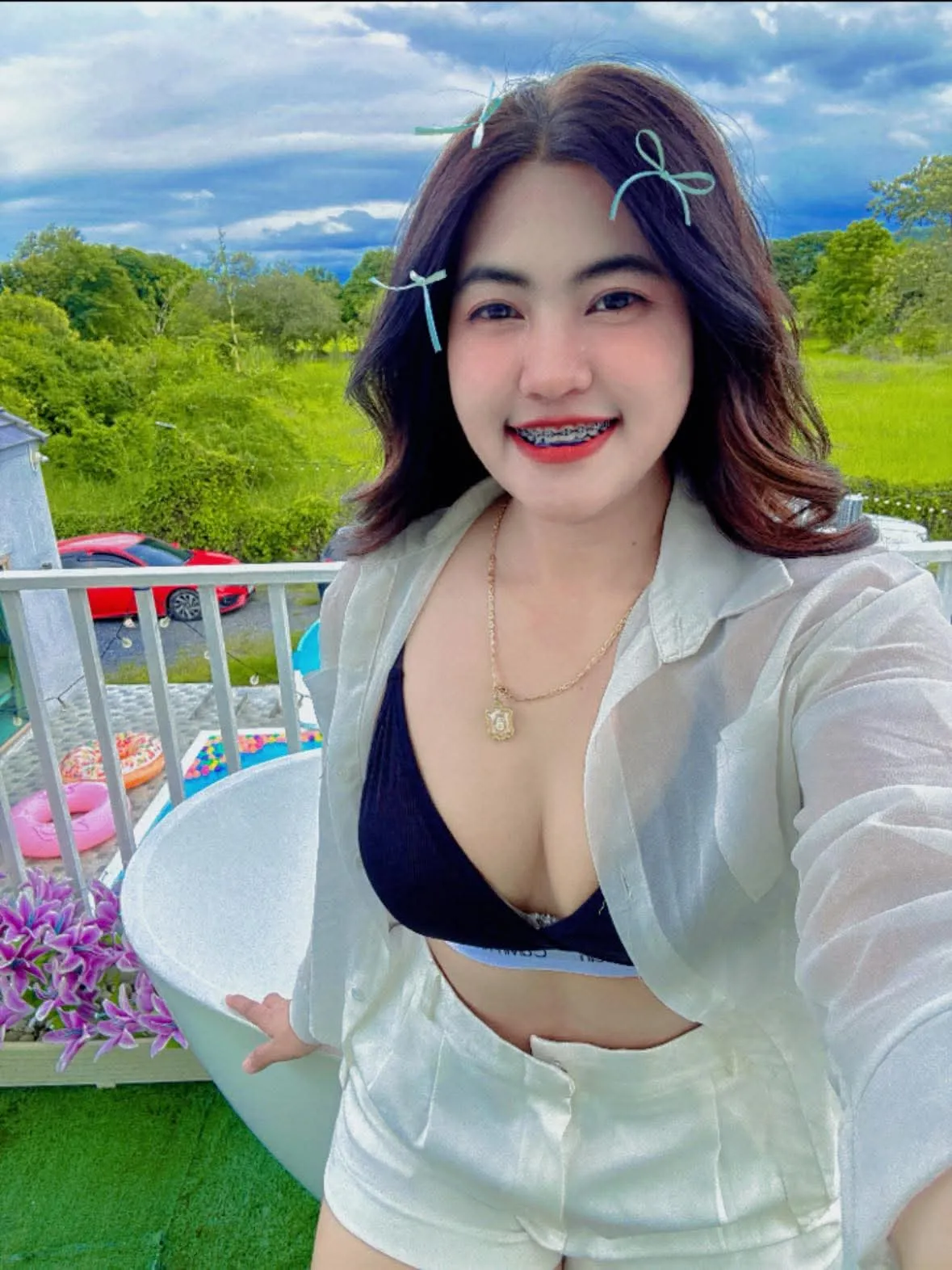 Pixel​ mountain​ view​ pool​villa​
