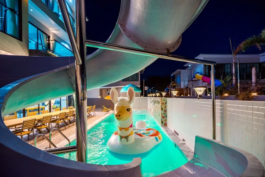 The Ocean Pool Villa