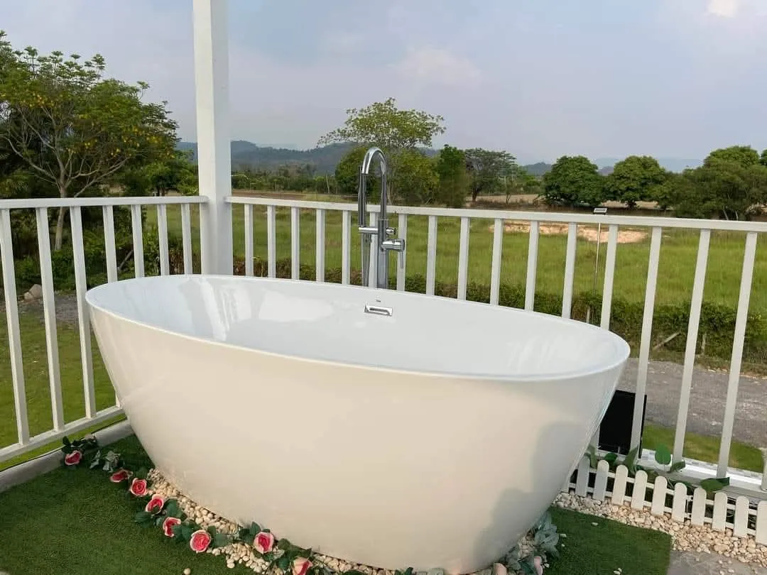 Pixel​ mountain​ view​ pool​villa​