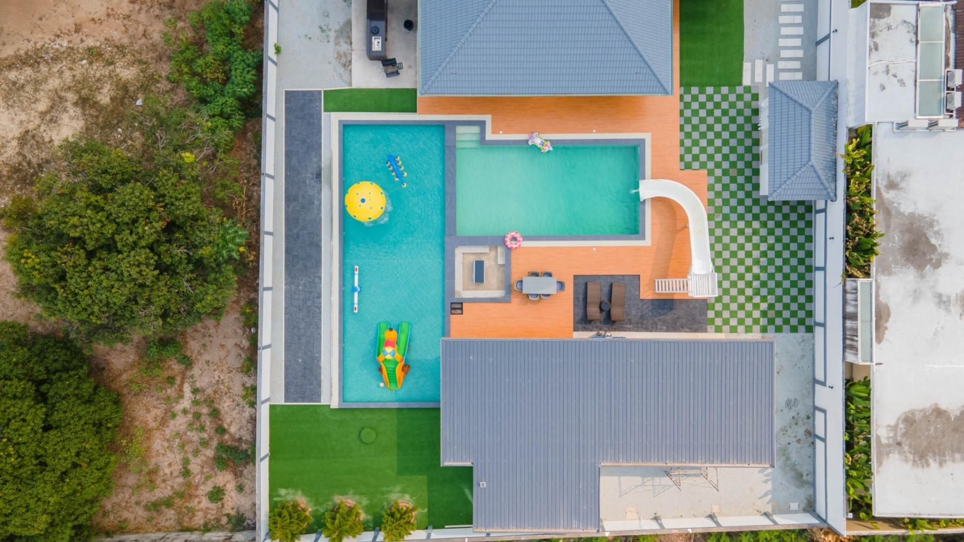 space poolvilla pattaya