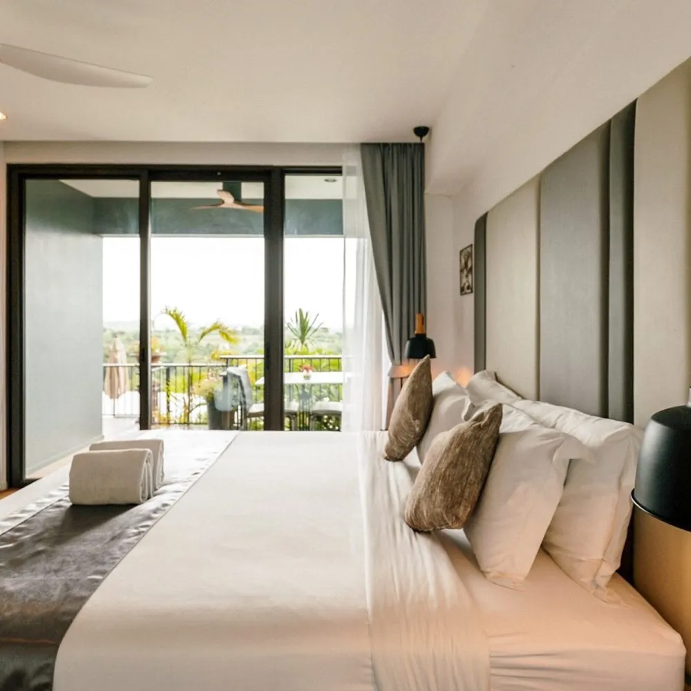 Monté Vista Chalet One-Bedroom Suite Pool Access