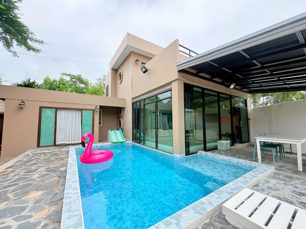 A1-Mountain View Pool Villa-บางแสน