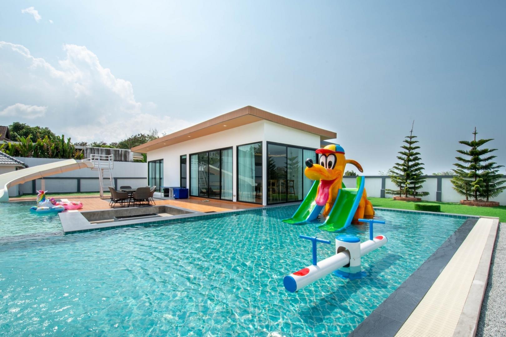 space poolvilla pattaya