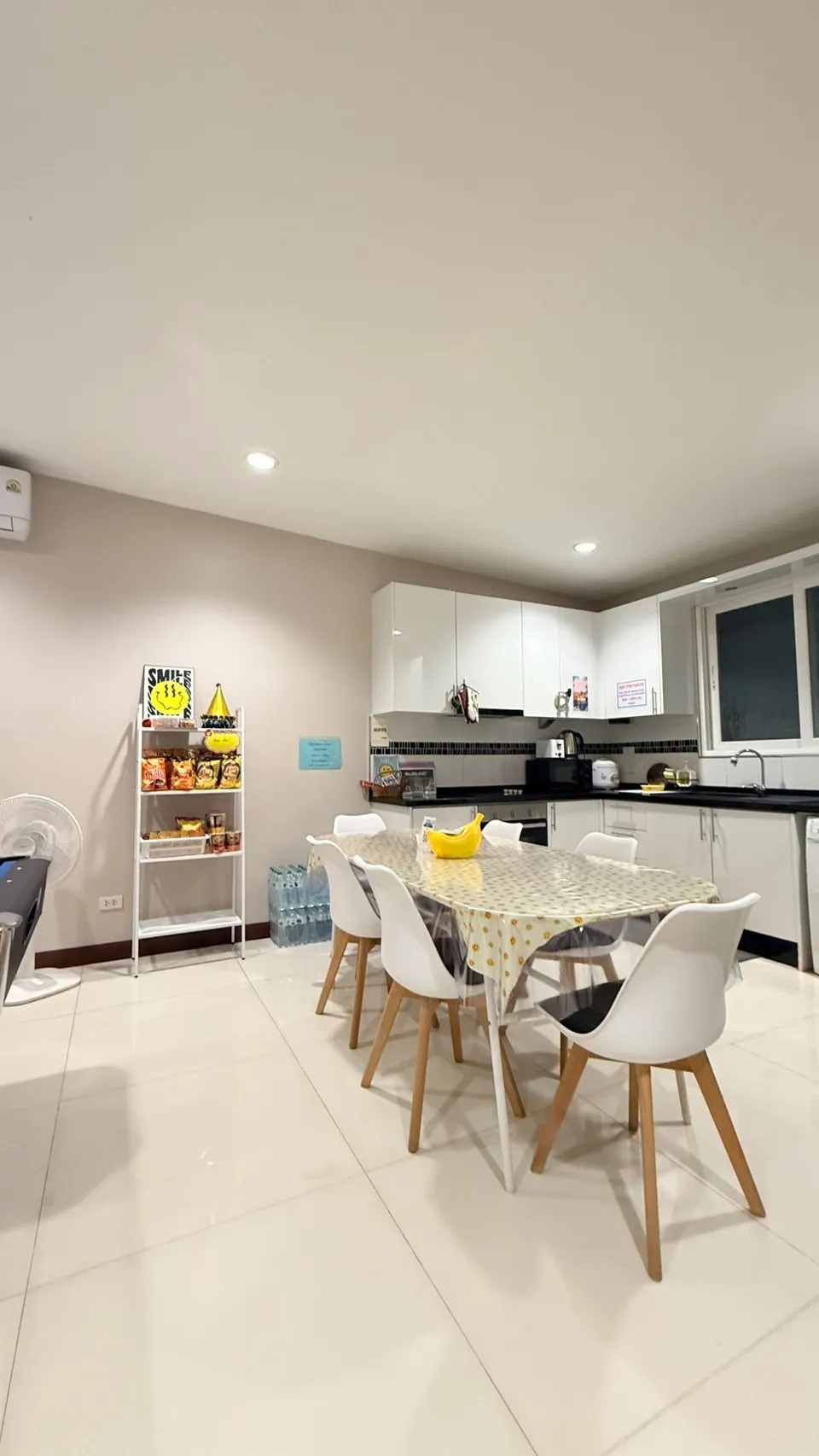 Smile poolvilla by N
