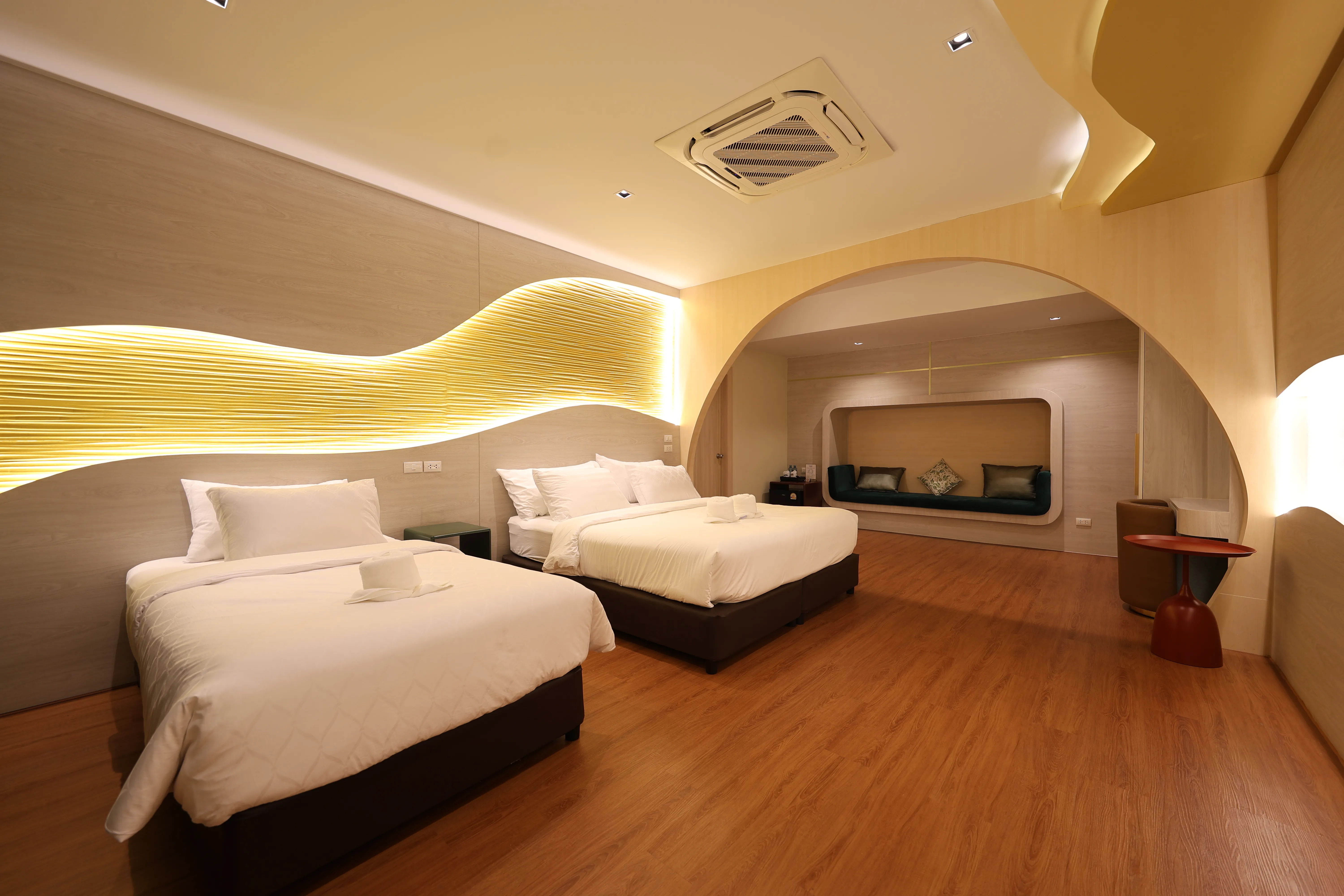 Yacht Pool&Gallery Villa