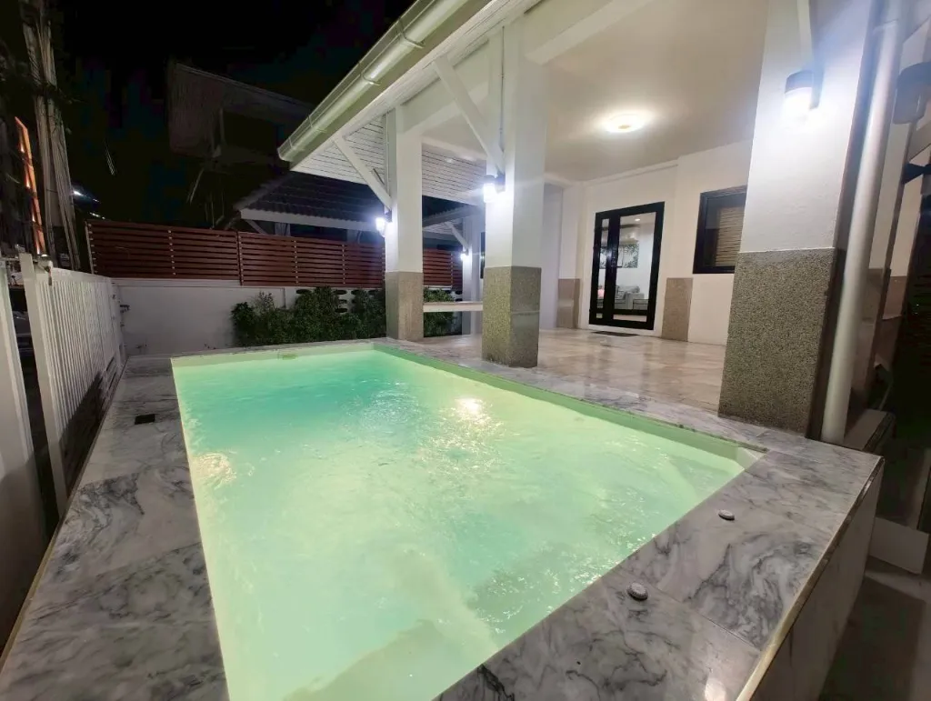 Merry house Bangsaen (100/9)