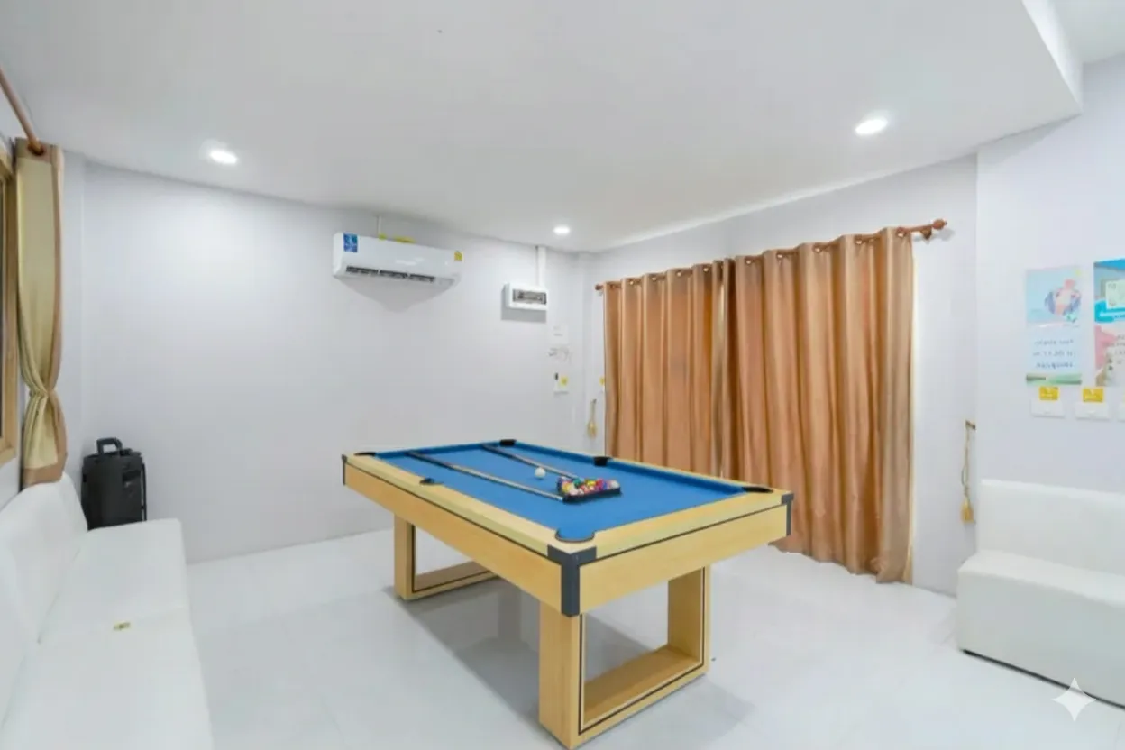 Pixel​ mountain​ view​ pool​villa​