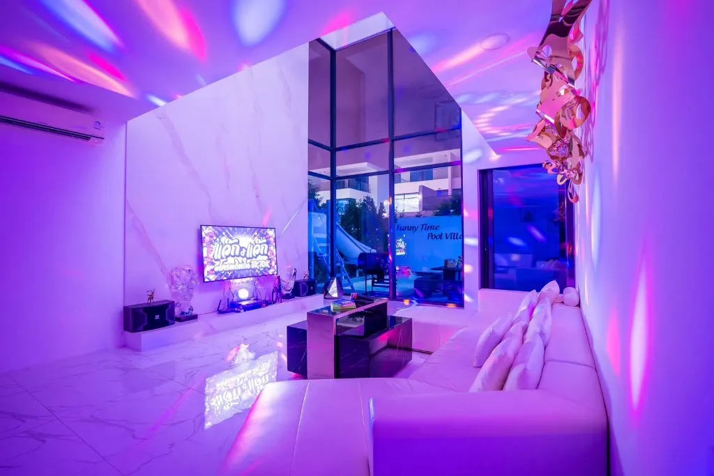 Funny Time Pool Villa