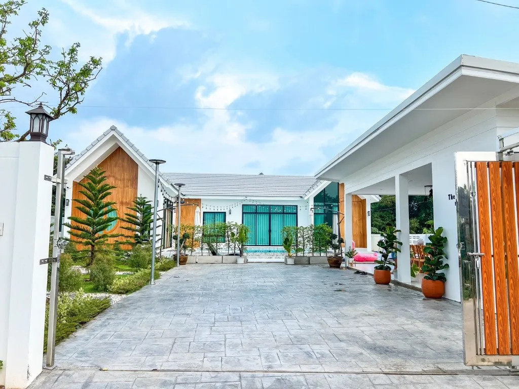 The P&P House Pool Villa