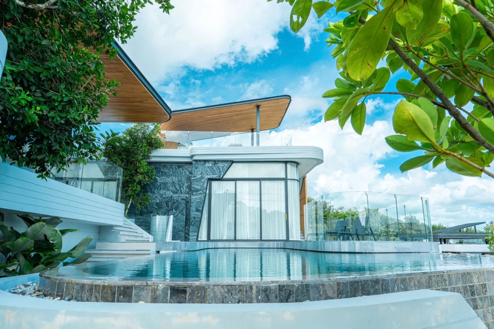 ZAVAYA VILLAS FUJI