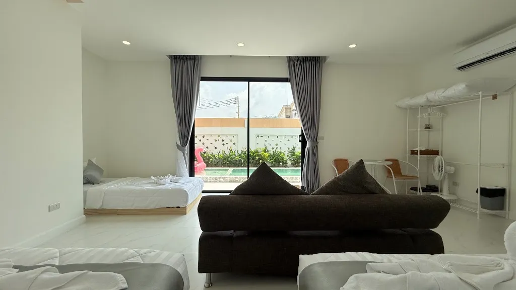 พูลวิลลาพี่ชานนท์ 2