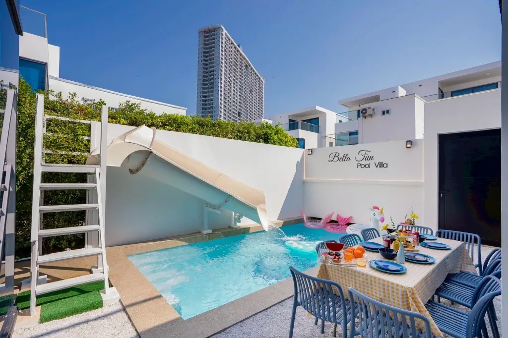 Bella Fun Pool Villa