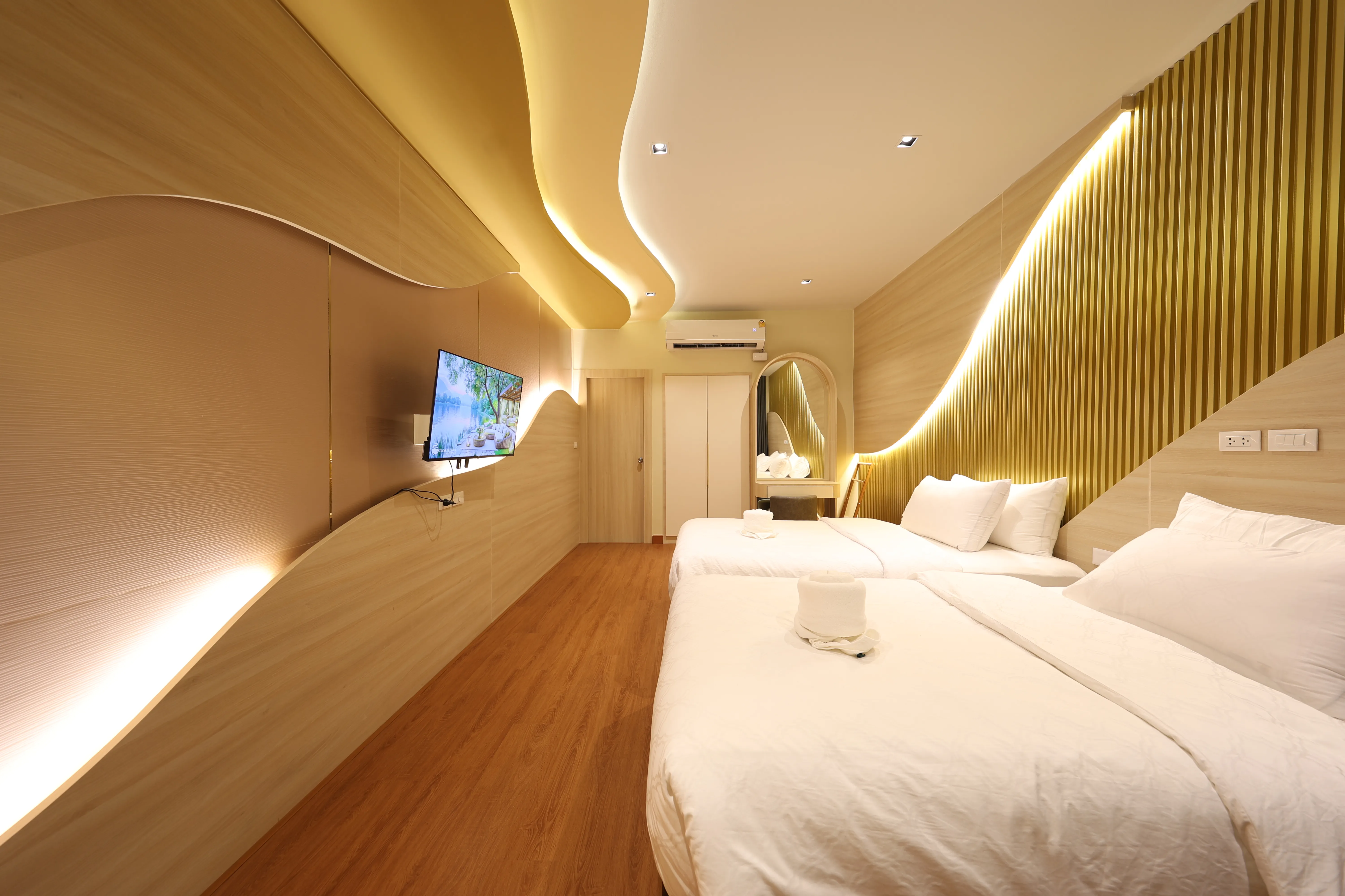 Yacht Pool&Gallery Villa