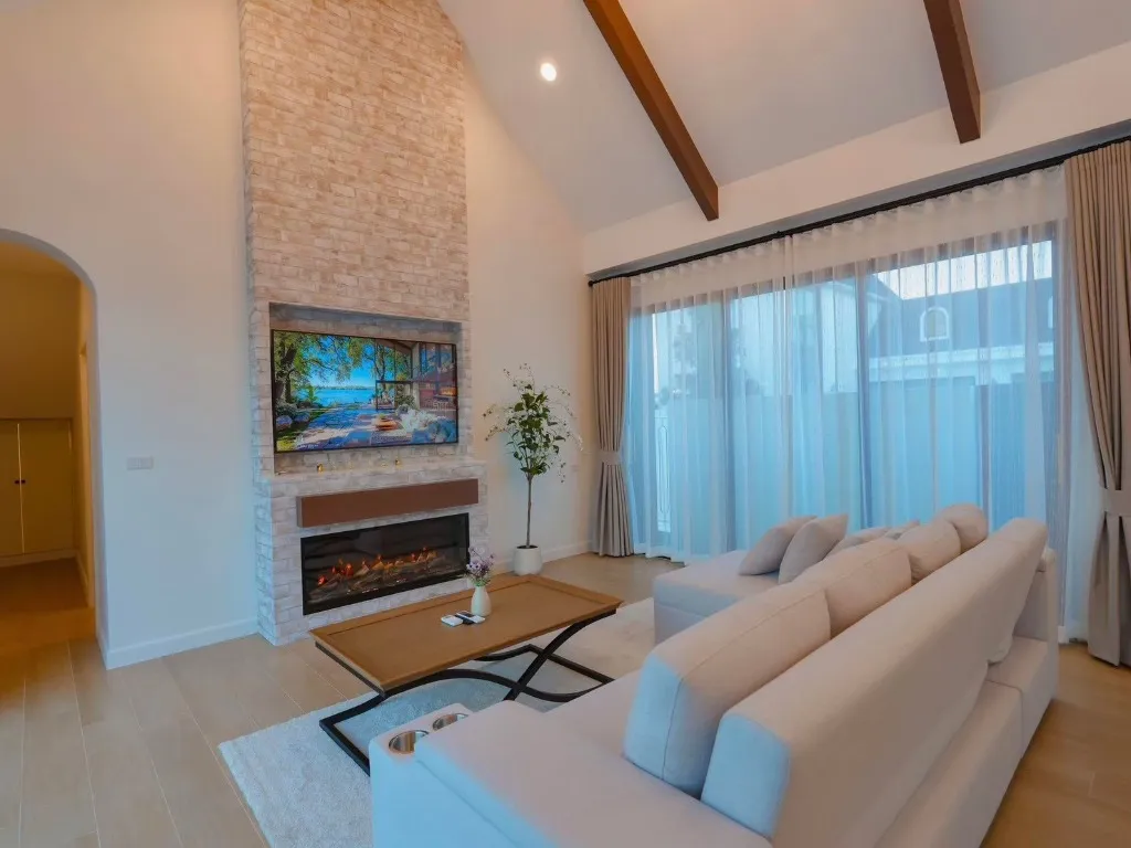 Castle Hills villa