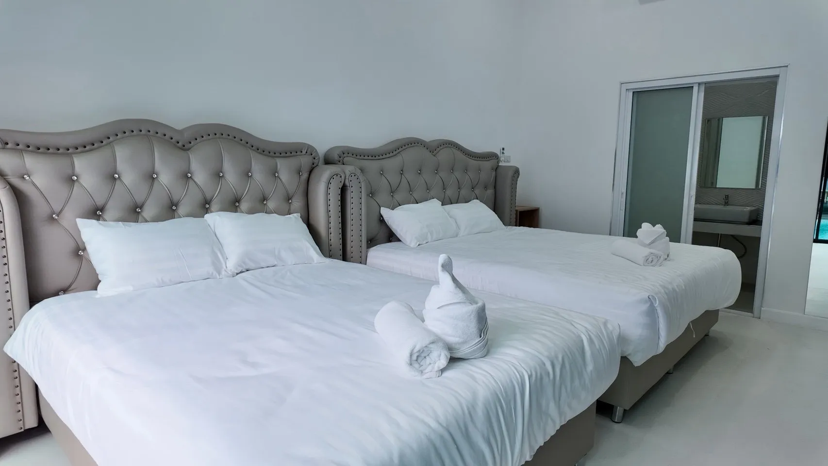 SEANILE POOLVILLA SATTAHIP – BANGSARAY