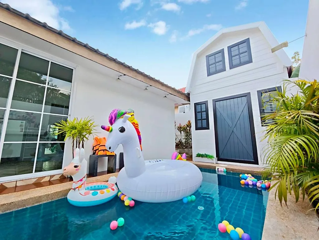 Canary Pool Villa Bangsean