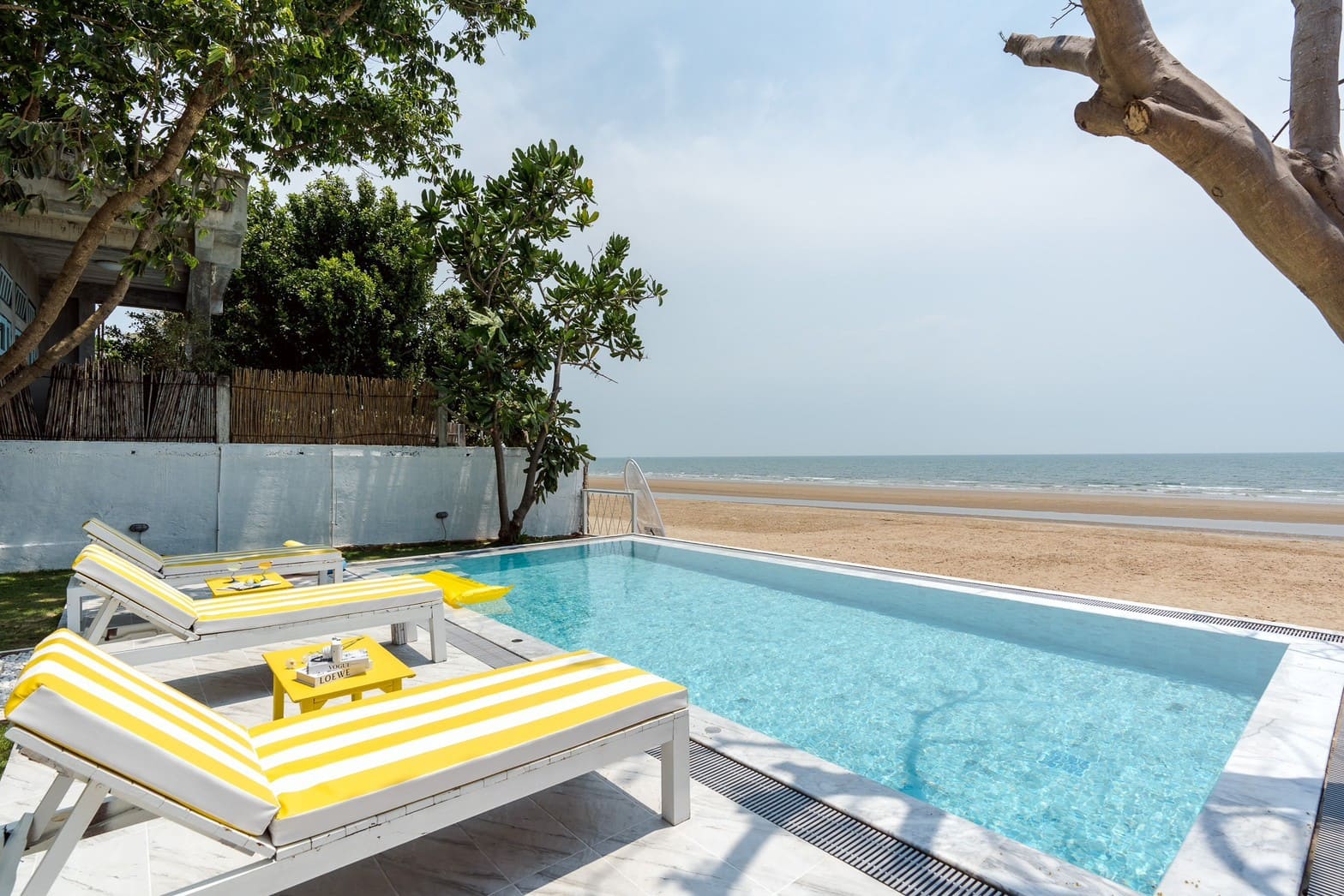 Lazy stay pool villa @ปราณบุรี