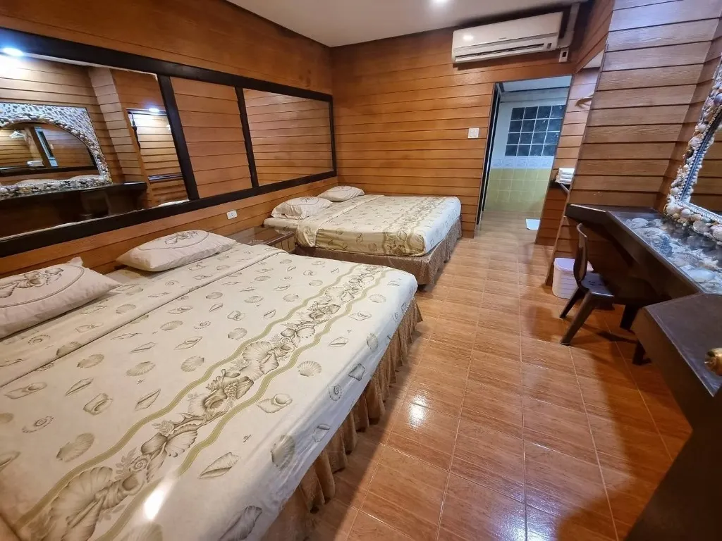 Family 5 Bedrooms H30