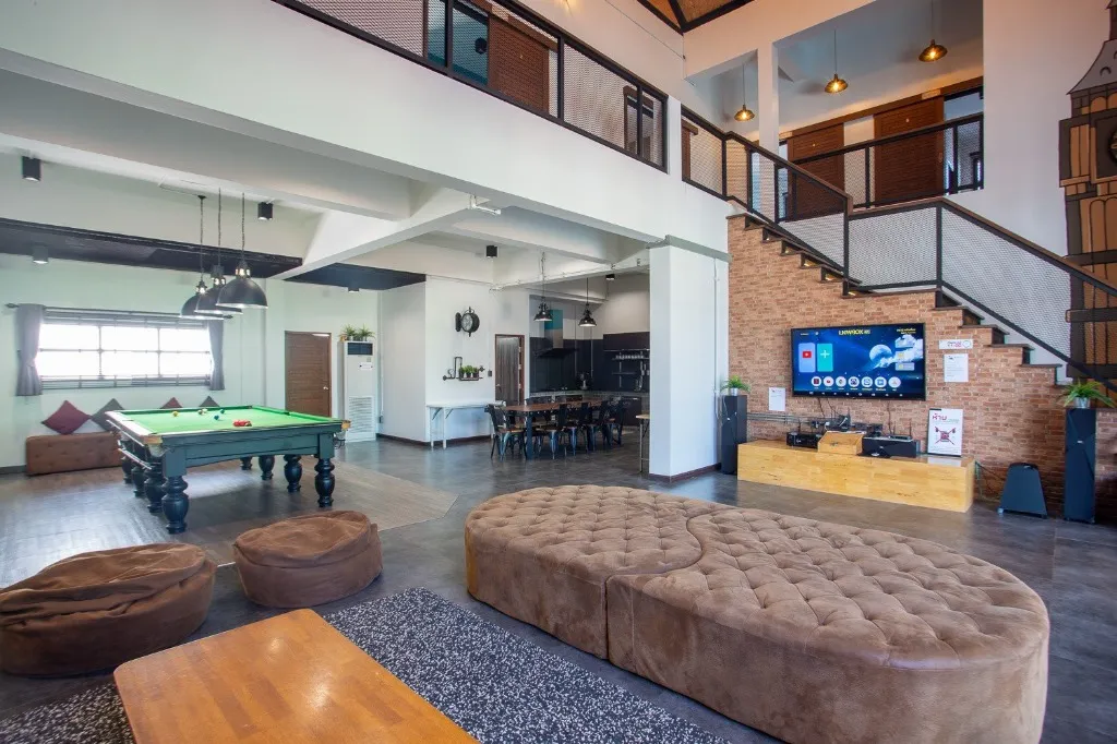 The Newton Pool Villa