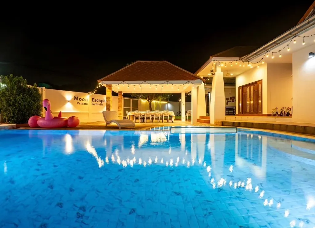 Moon Escape Poolvilla Pattaya