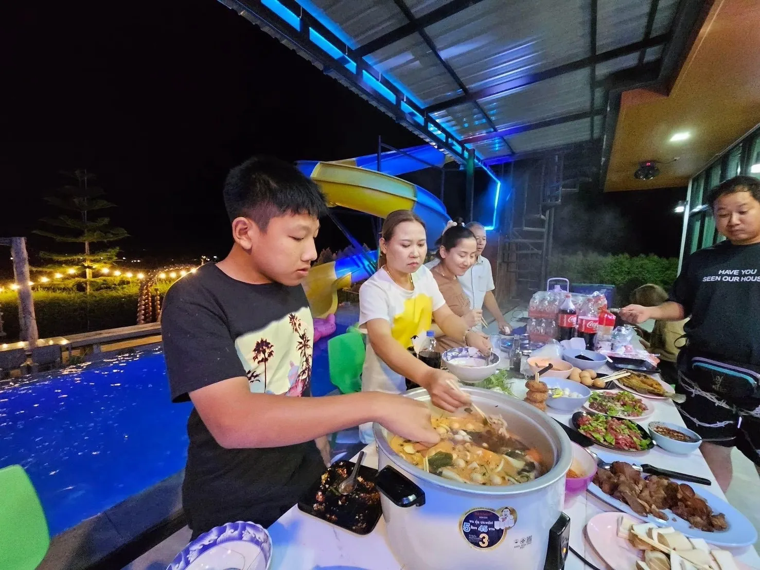 บ้านชายเขาพูลวิลล่าเขาใหญ่