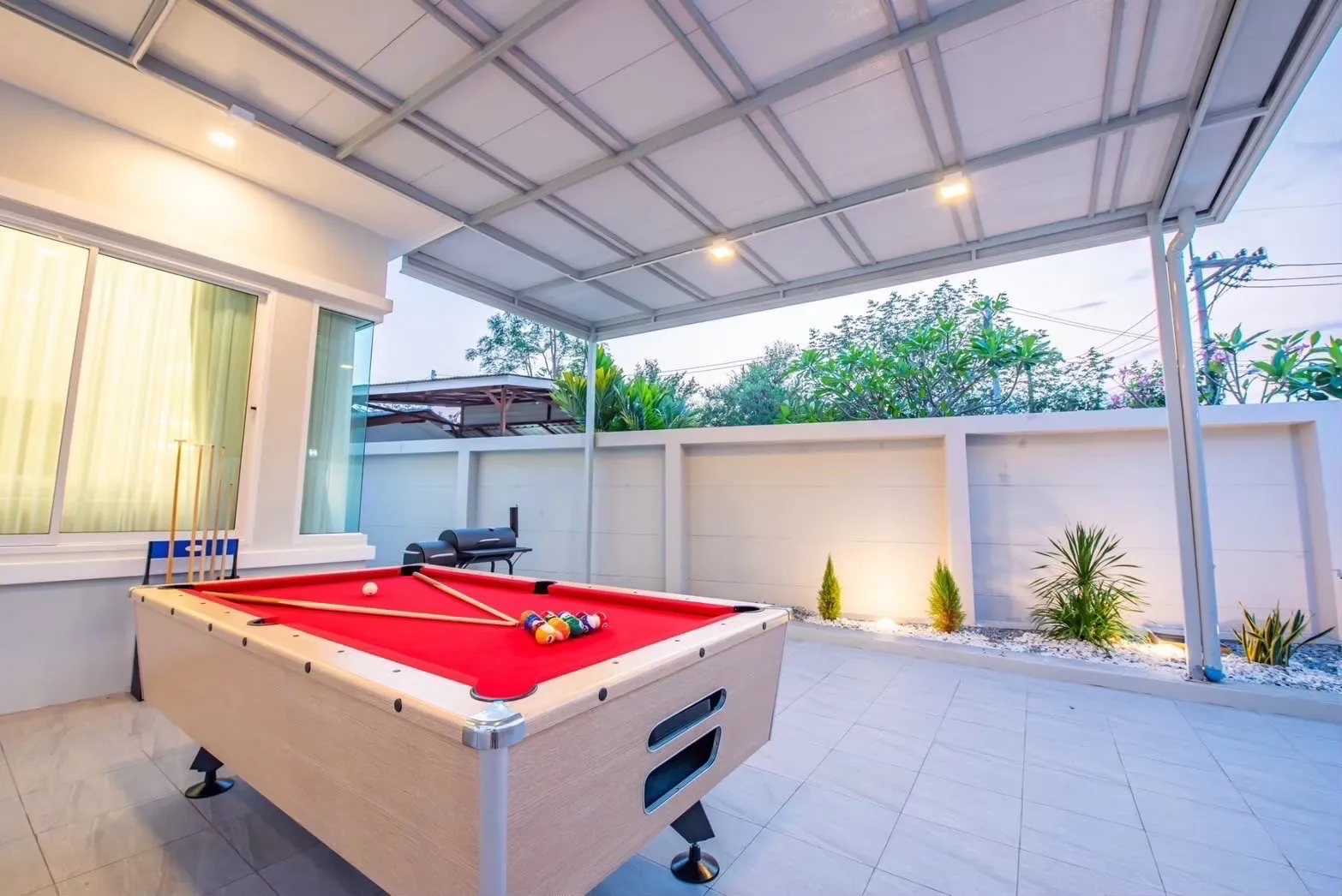 Bonheur Poolvilla Pattaya