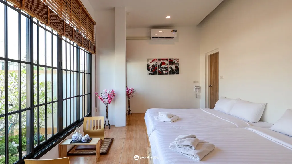 Raku-Raku Poolvilla Bangsaen