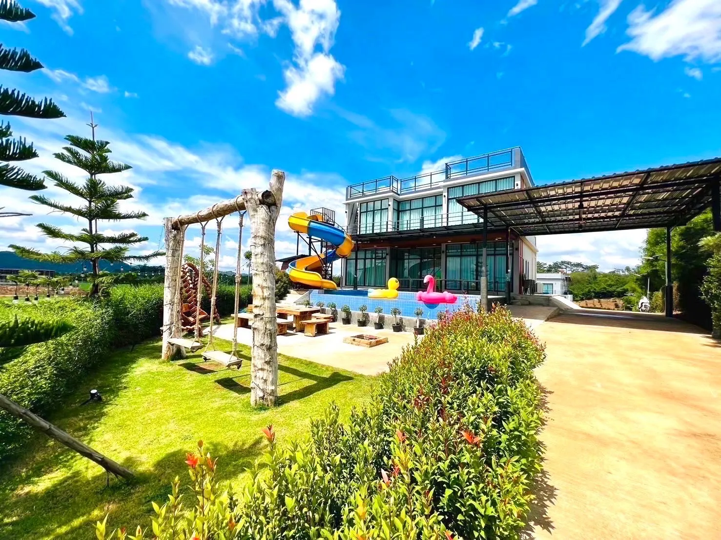 บ้านชายเขาพูลวิลล่าเขาใหญ่
