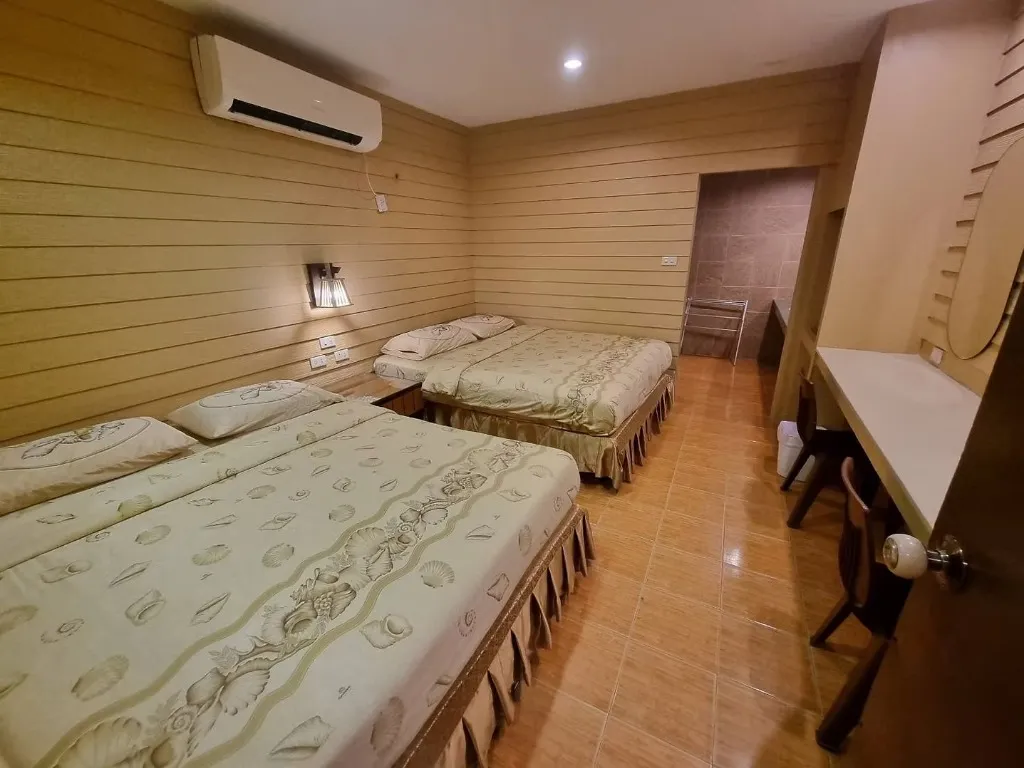Family 6 Bedrooms H37