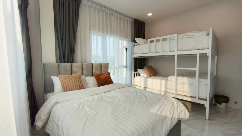 Naa-Norn Pool Villa Saraburi