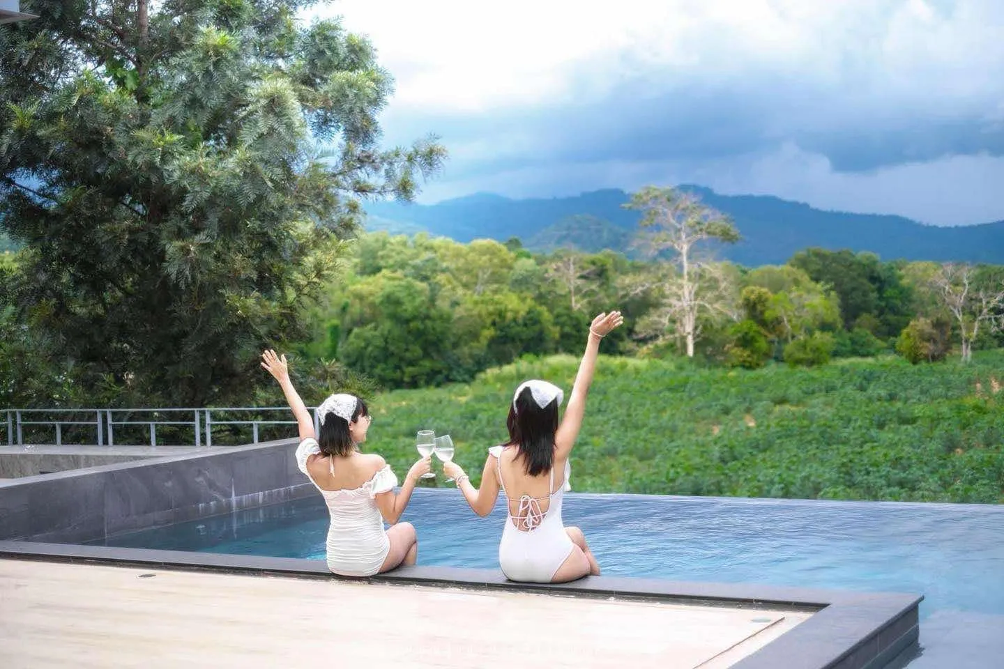 KIN KHAOYAI