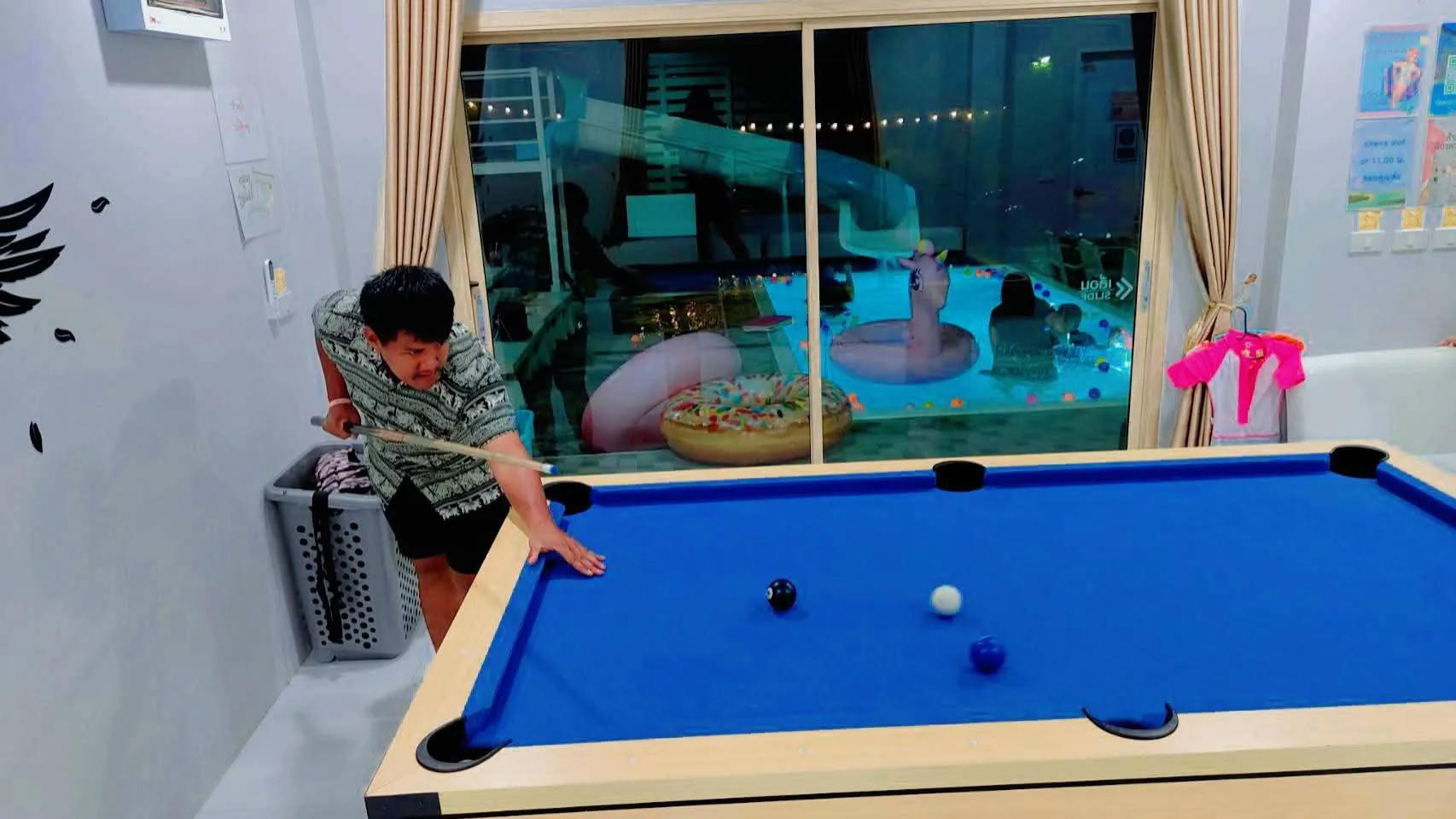 Pixel​ mountain​ view​ pool​villa​