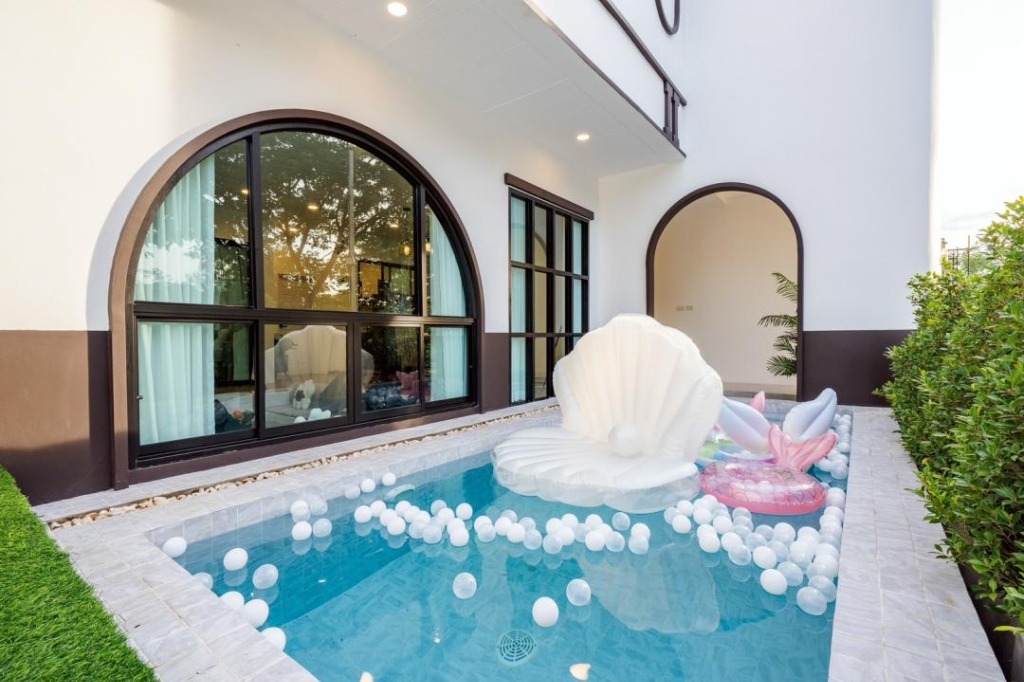 Gift Pool Villa Khaoyai (เขาใหญ่)