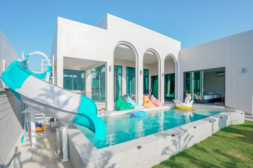 Babyblue Poolvilla 