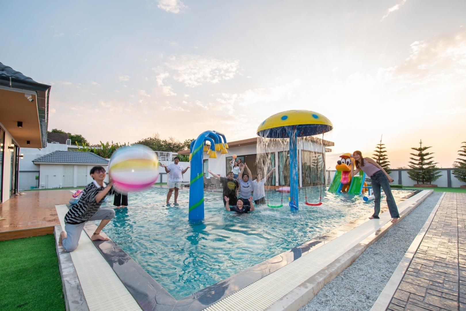 space poolvilla pattaya