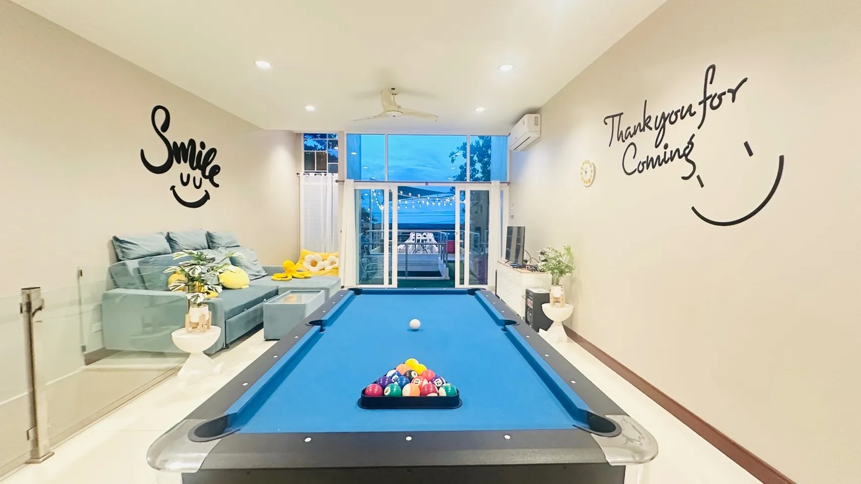 Smile poolvilla by N