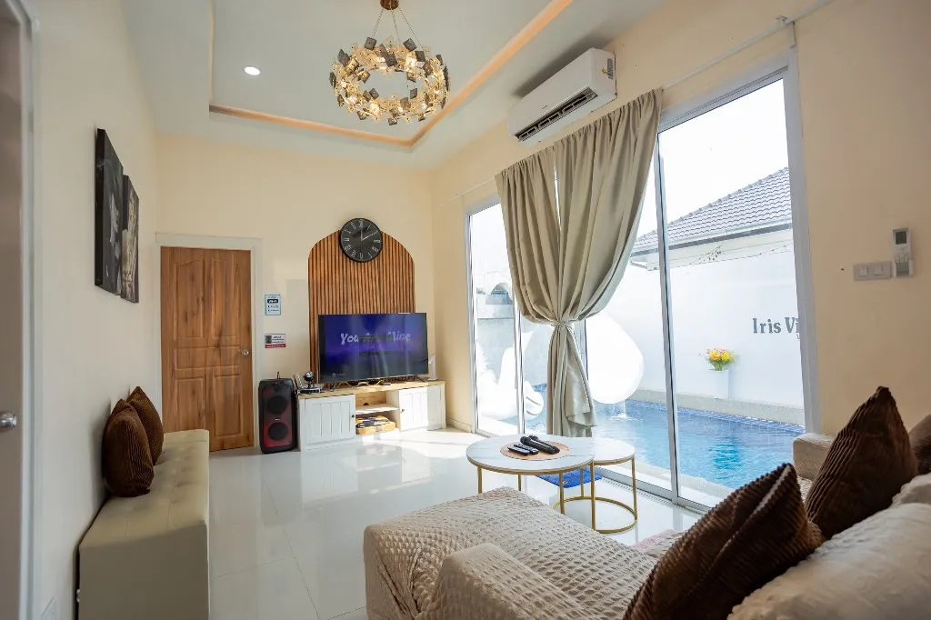 Iris Villa Pattaya