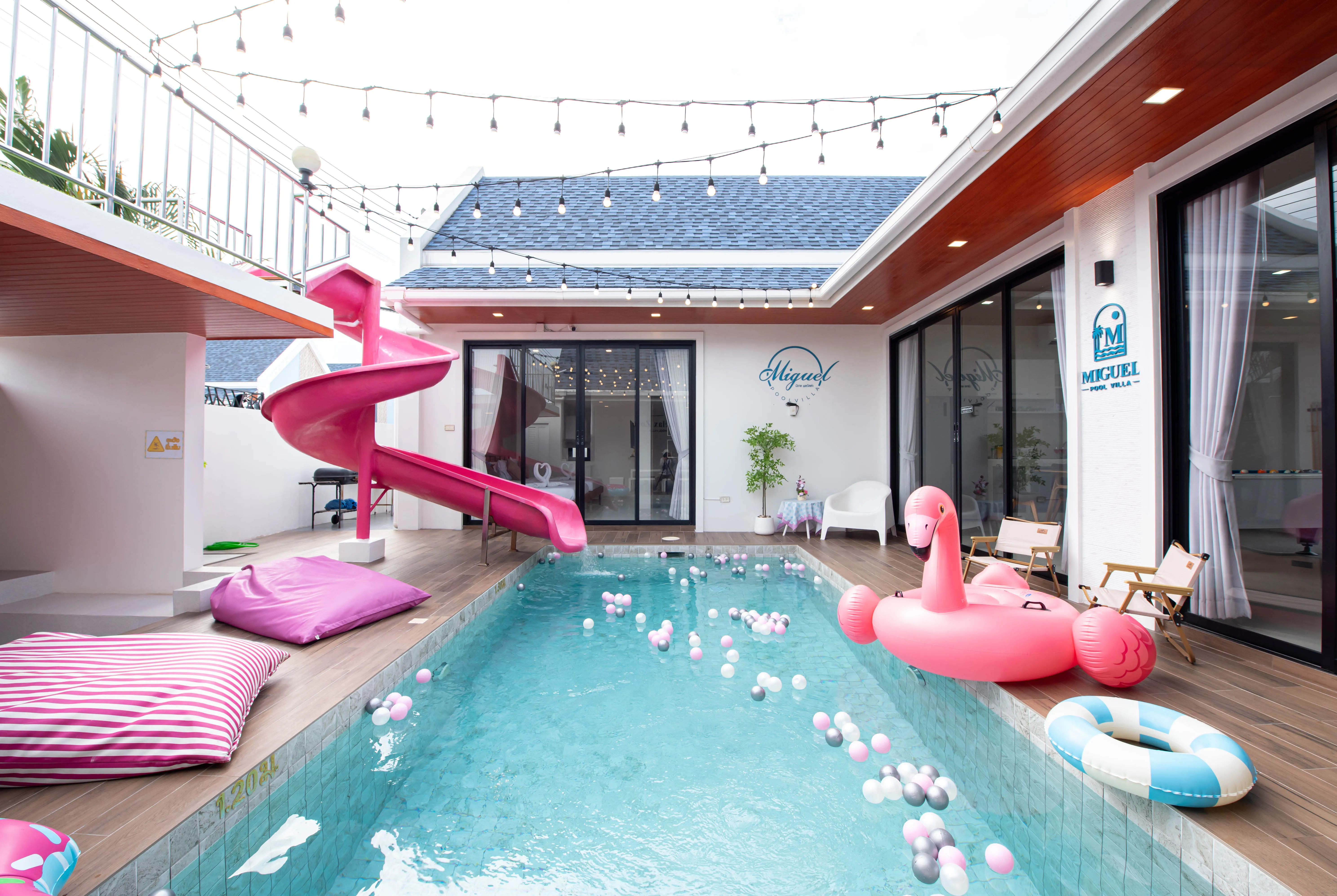 Miguel Pool Villa Pattaya