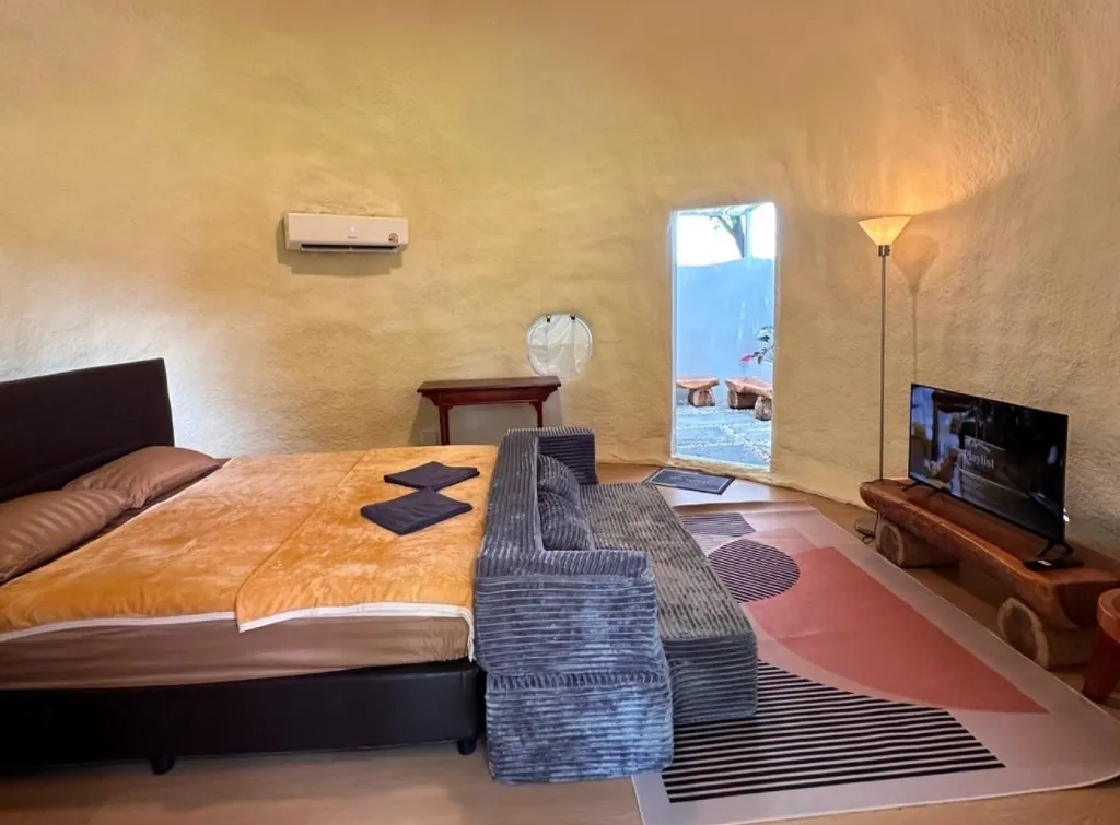V1  Zone 2 โดม VIP 2 ท่าน ฟาร์มสุข Glamping