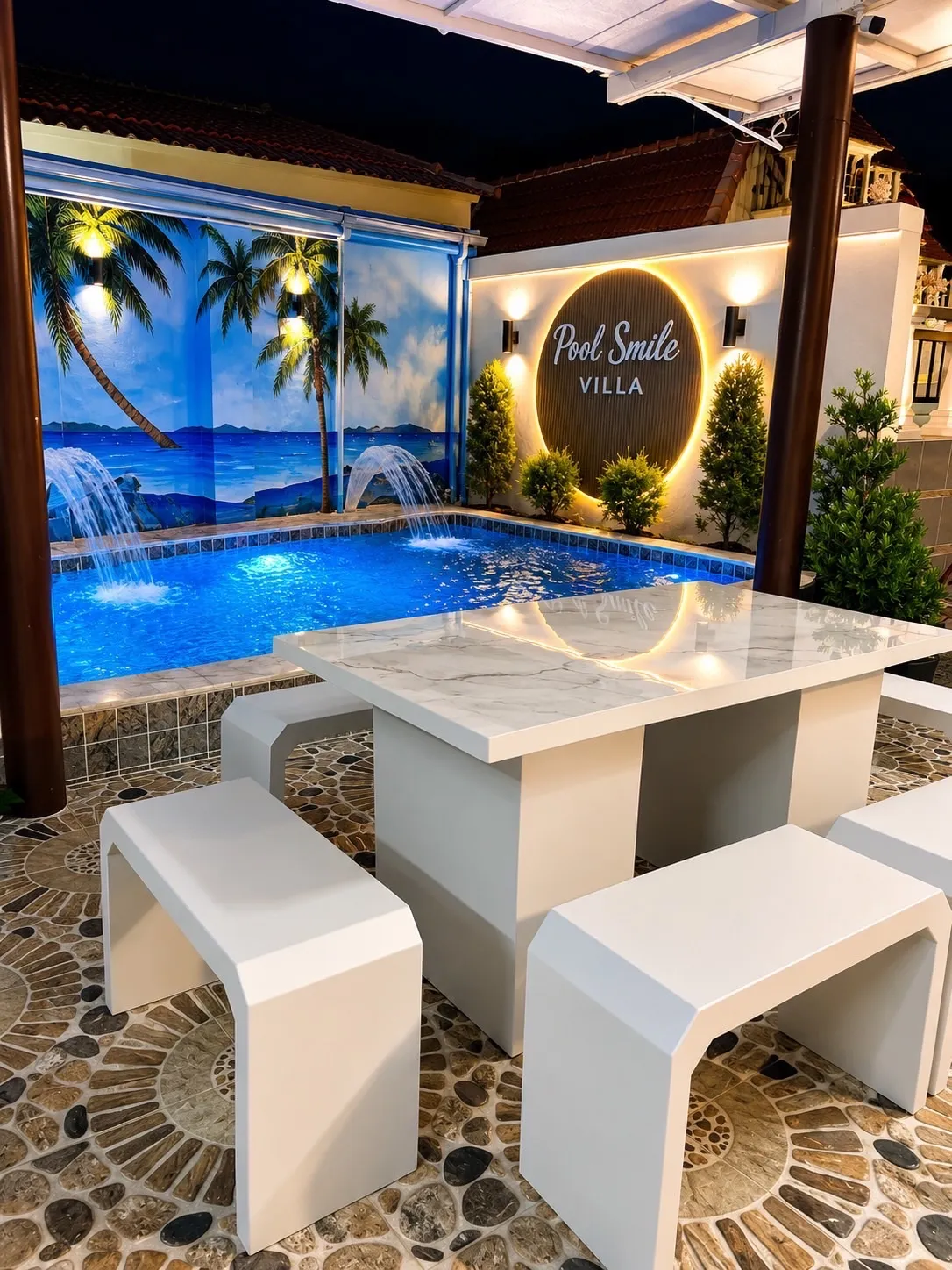 POOL SMILE VILLA บางแสน